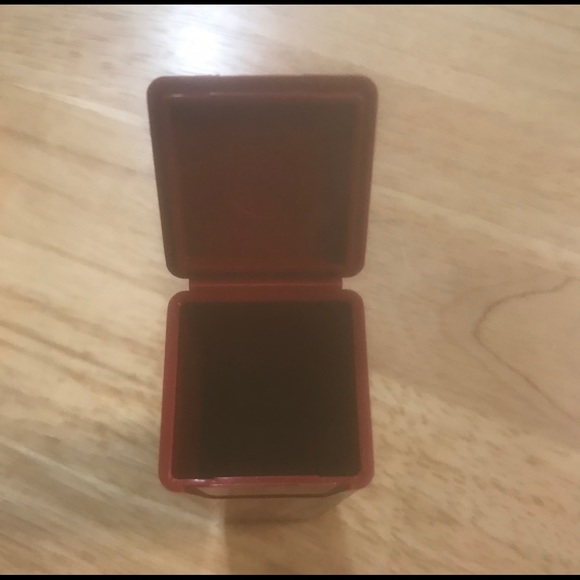 Tupperware Gum or Mint Holder - Picture 2 of 4